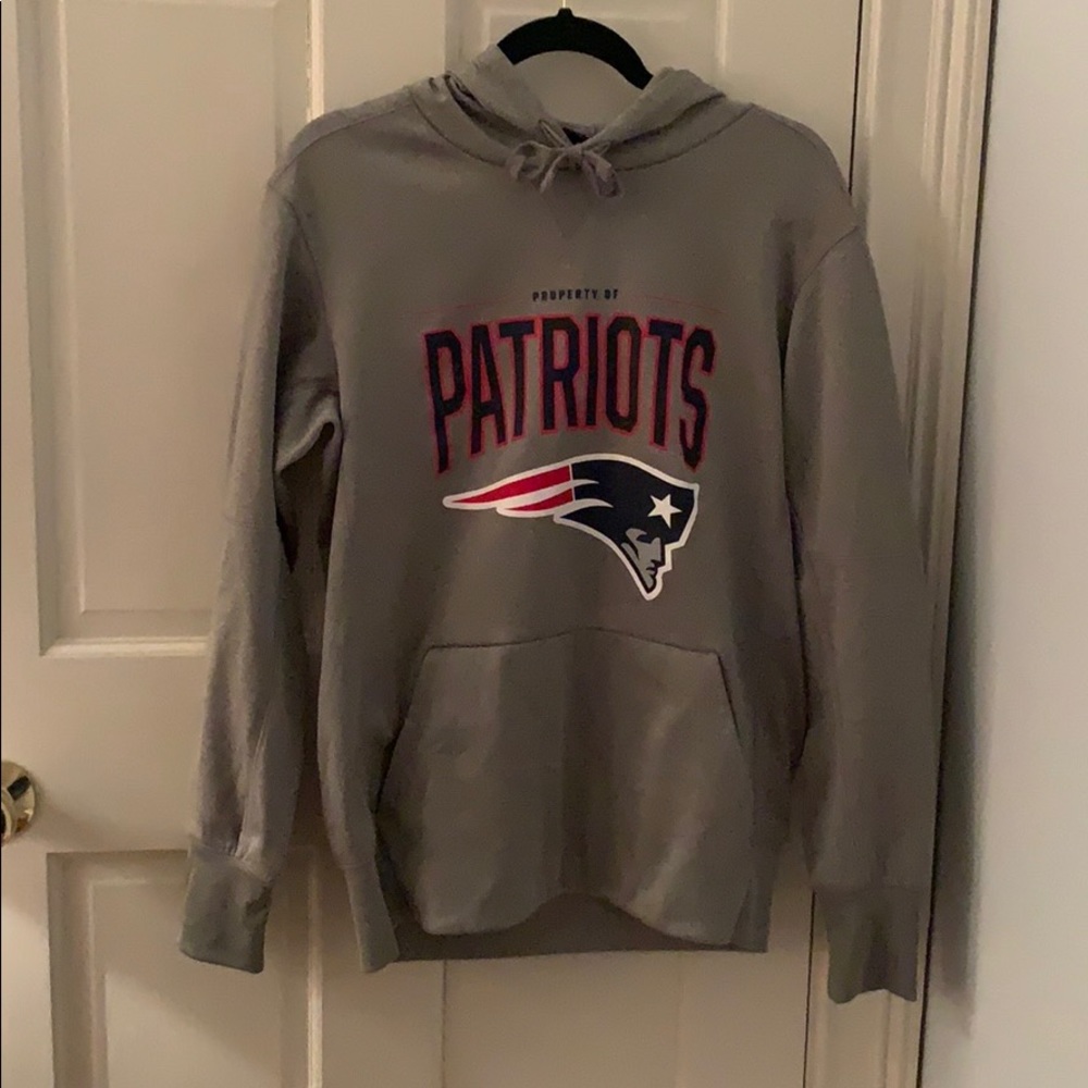Patriots grey sweatshirt